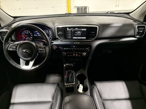 Used 2022 Kia Sportage EX AWD/4WD image 10