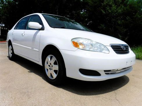 Used 2006 Toyota Corolla LE FWD image 3