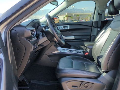Used 2023 Ford Explorer Limited RWD image 14