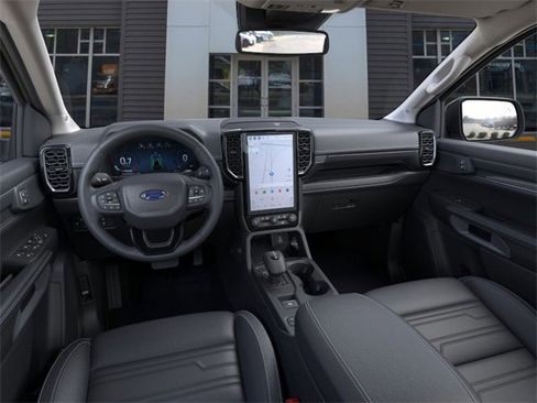 New 2025 Ford Ranger Lariat w/ FX4 Off-Road Package image 9