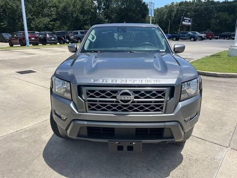 Used 2022 Nissan Frontier SV AWD/4WD image 11