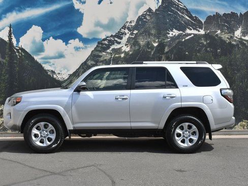 Certified 2024 Toyota 4Runner SR5 Premium w/ Moonroof Package AWD/4WD image 7