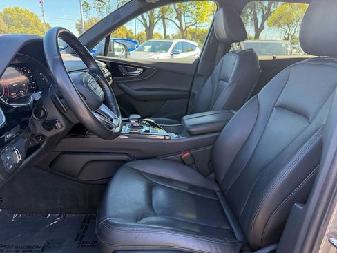 Used 2018 Audi Q7 3.0T Premium Plus w/ Premium Plus Package image 14