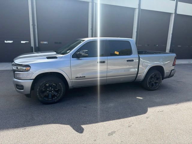 Used 2025 RAM 1500 Big Horn AWD/4WD image 2