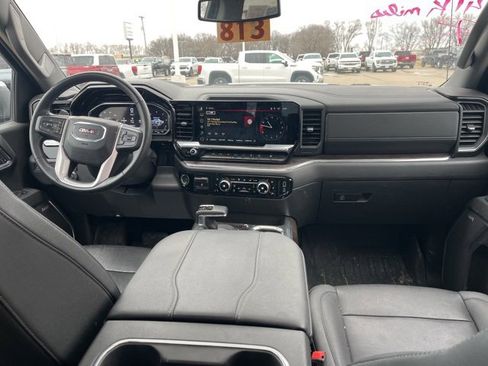 Used 2023 GMC Sierra 1500 SLT w/ SLT Premium Plus Package image 22