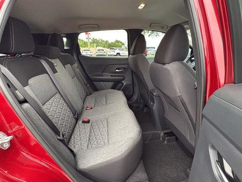 Used 2026 Nissan Kicks SV w/ Illumination Package FWD image 17