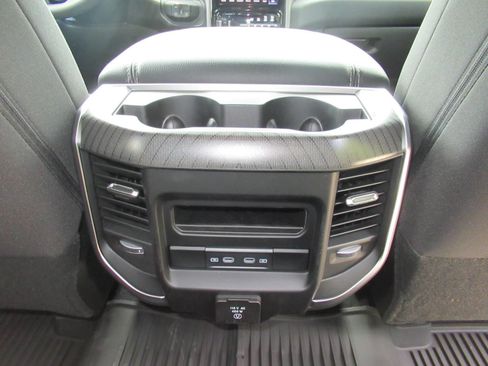 New 2026 RAM 3500 Big Horn AWD/4WD image 35