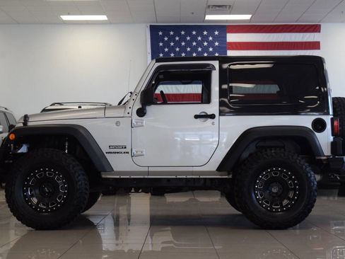 Used 2010 Jeep Wrangler Sport AWD/4WD image 14