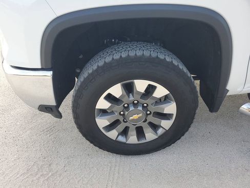 Certified 2025 Chevrolet Silverado 2500 LT image 17