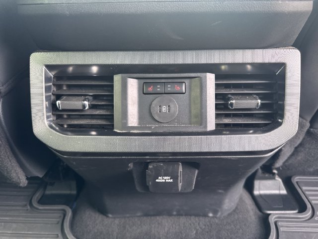 Used 2025 Ford F450 Platinum w/ FX4 Off-Road Package AWD/4WD image 40
