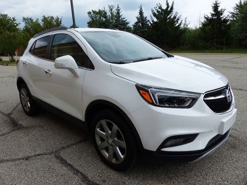 Used 2019 Buick Encore Essence w/ Experience Buick Package AWD/4WD image 13