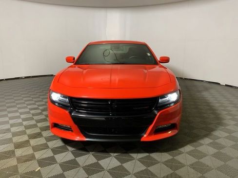 Used 2017 Dodge Charger R/T w/ Premium Group RWD image 2