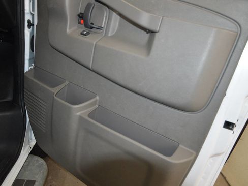 Used 2024 Chevrolet Express 2500 w/ Driver Convenience Package image 7