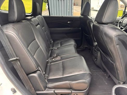 Used 2017 Honda Pilot Touring image 20