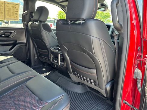 Used 2022 RAM 1500 Big Horn w/ Built-to-serve Edition AWD/4WD image 40