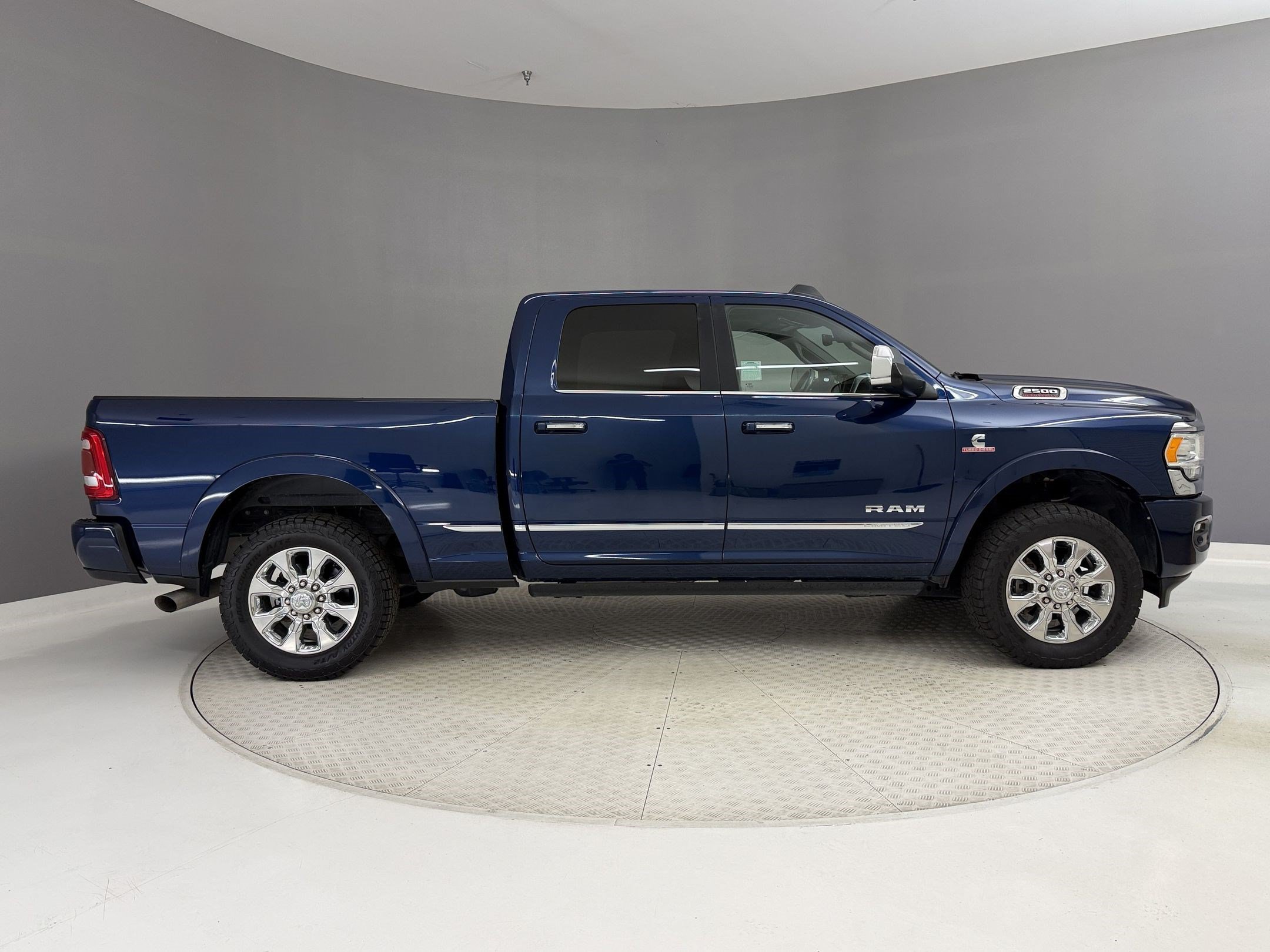 Used 2020 RAM 2500 Limited w/ Safety Group AWD/4WD image 8