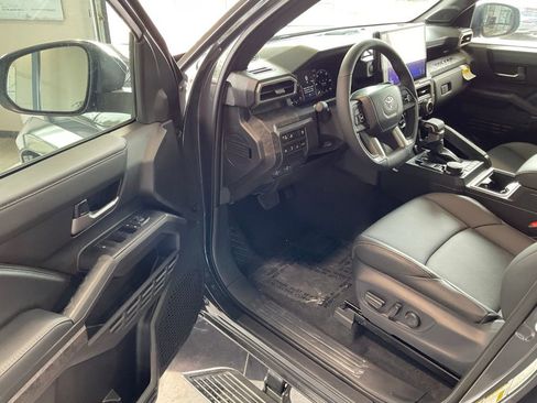 New 2026 Toyota Tacoma Limited AWD/4WD image 10