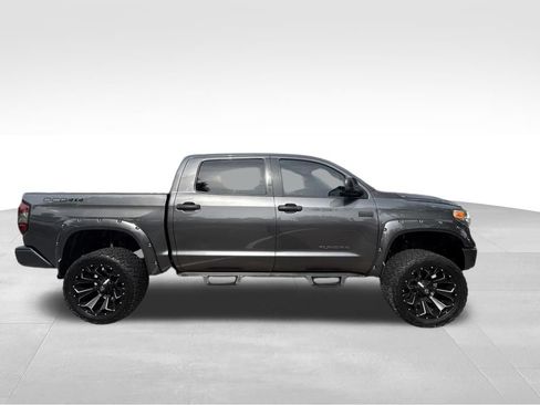 Used 2021 Toyota Tundra SR5 w/ SR5 Upgrade Package AWD/4WD image 10