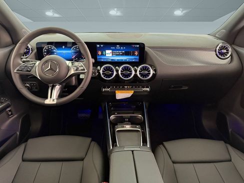 New 2026 Mercedes-Benz GLA 250 image 12