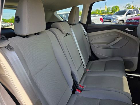 Used 2018 Ford Escape SE w/ SE Sync 3 Package AWD/4WD image 25
