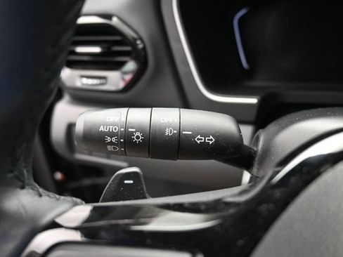 Used 2025 Honda Pilot EX-L image 33