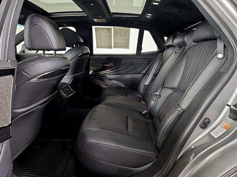 Used 2022 Lexus LS 500 AWD w/ Luxury Package image 11