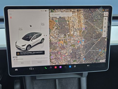 Used 2023 Tesla Model Y Long Range image 19