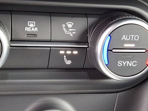 New 2025 Alfa Romeo Stelvio Sprint w/ Convenience Package image 19