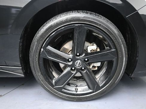 Used 2025 Nissan Sentra SR image 5