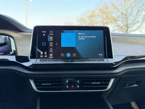 Used 2025 Volkswagen Atlas SE image 21