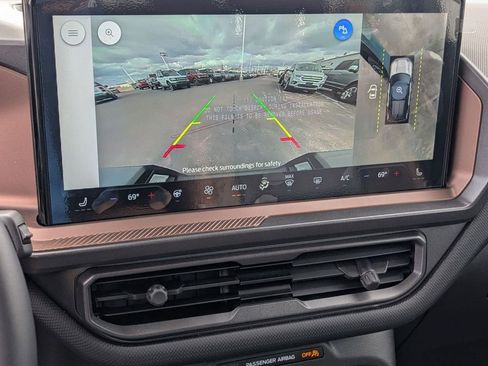 New 2025 Ford Bronco Sport Outer Banks w/ Outer Banks Tech Package+ AWD/4WD image 3