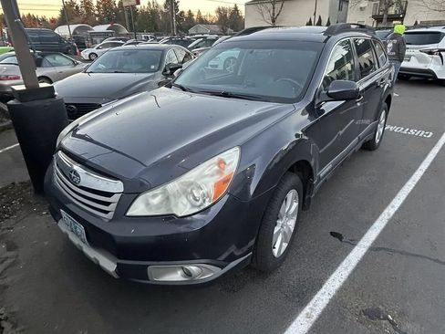 Used 2010 Subaru Outback 2.5i Limited AWD/4WD image 1