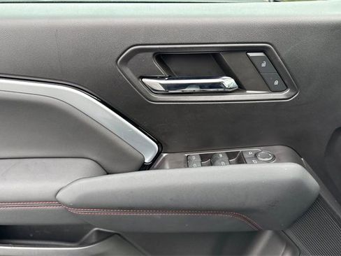 Used 2024 Chevrolet Colorado Z71 w/ Advanced Trailering Package image 13