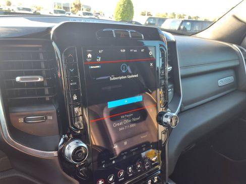 Used 2020 RAM 1500 Laramie w/ Sport Appearance Package AWD/4WD image 17