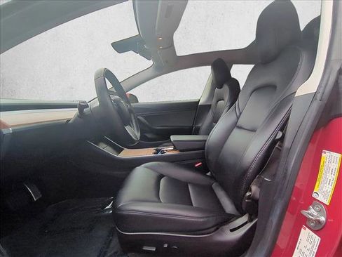 Used 2018 Tesla Model 3 Long Range RWD image 17