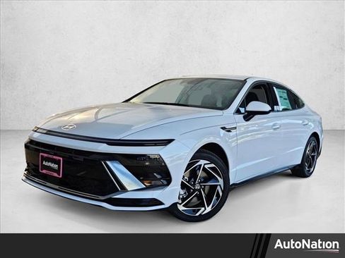 New 2026 Hyundai Sonata SEL image 1