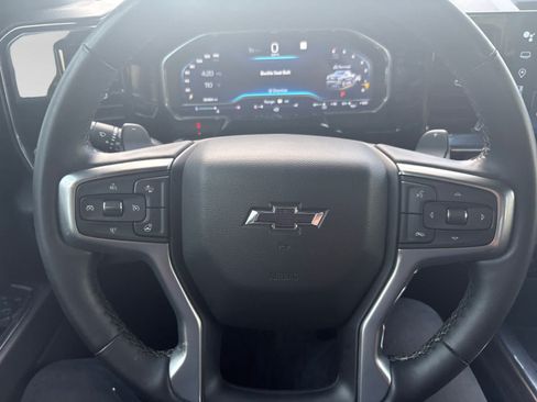 Used 2023 Chevrolet Silverado 1500 RST w/ Z71 Off-Road Package AWD/4WD image 12