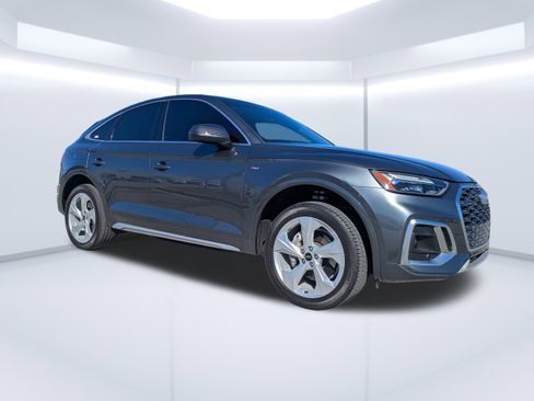 Certified 2024 Audi Q5 2.0T Premium image 1