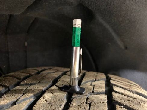 Used 2014 Chevrolet Silverado 1500 LT image 32