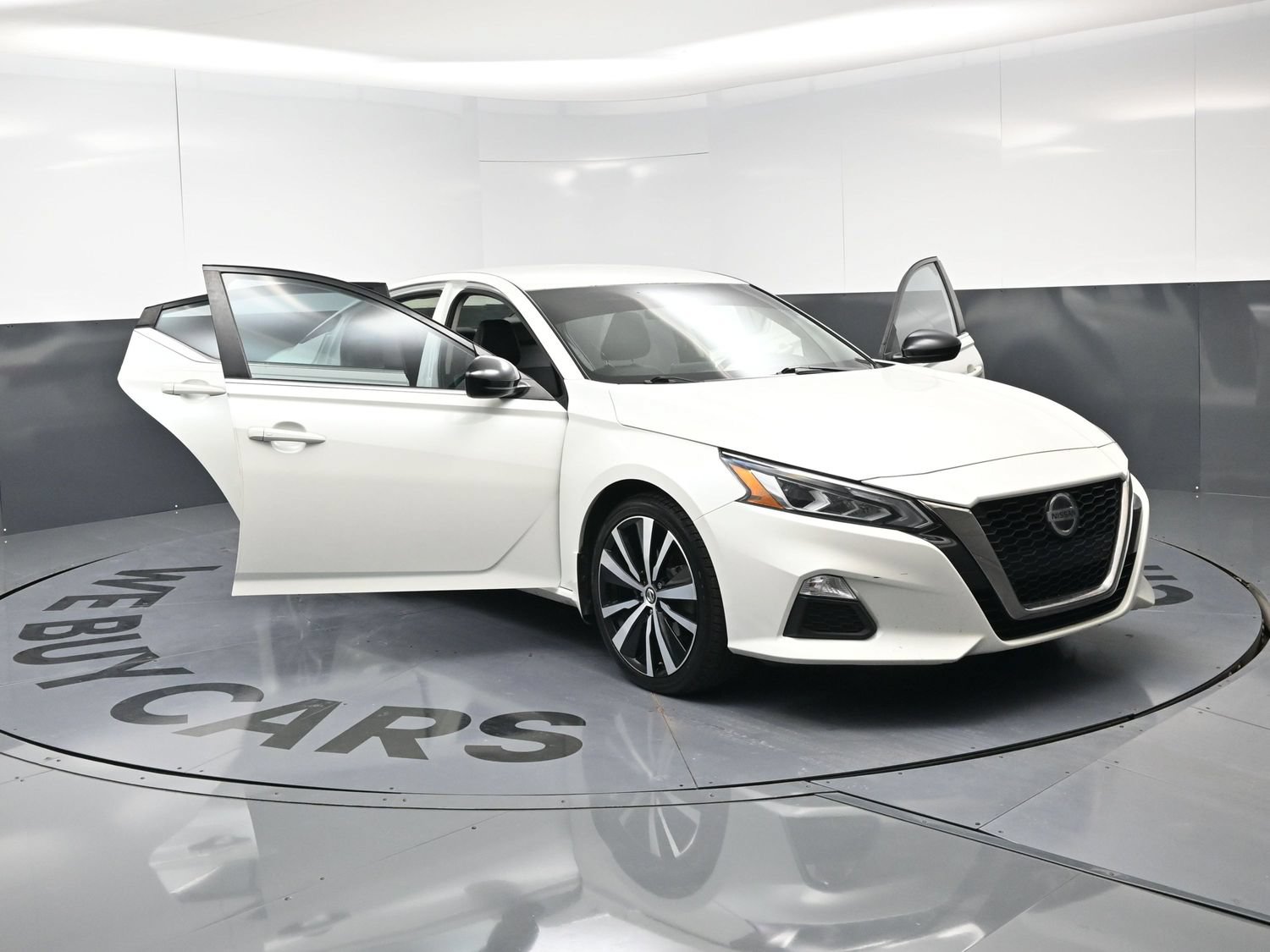 Used 2020 Nissan Altima 2.5 SR FWD image 24