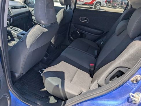 Used 2021 Honda HR-V EX image 12