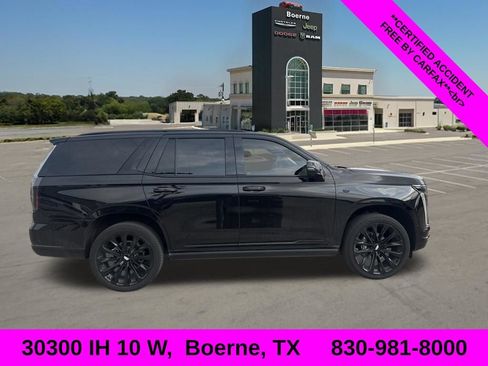 Used 2025 Cadillac Escalade Sport Platinum w/ LPO, Floor Liner Package AWD/4WD image 2