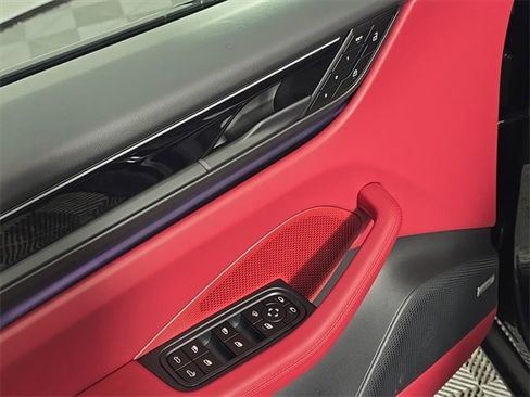 Certified 2025 Porsche Macan 4S Electric image 16