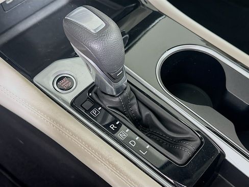 Used 2023 Nissan Altima 2.5 SV FWD image 24