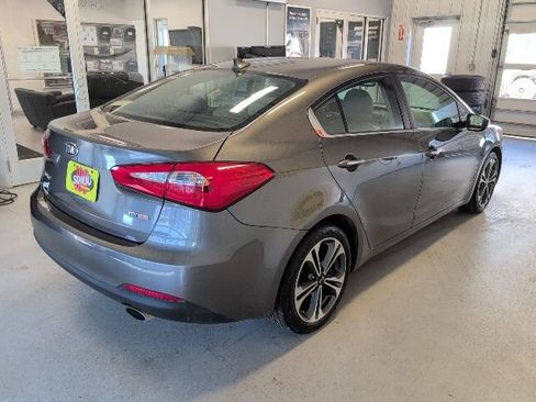 Used 2014 Kia Forte EX w/ Premium Package FWD image 5