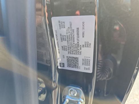 New 2026 Chevrolet Colorado W/T w/ WT Custom Package image 28