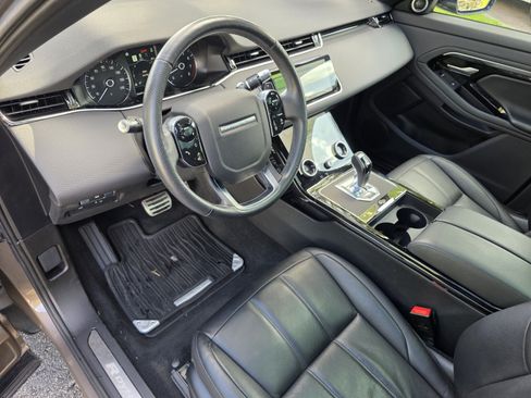 Used 2020 Land Rover Range Rover Evoque R-Dynamic S AWD/4WD image 11