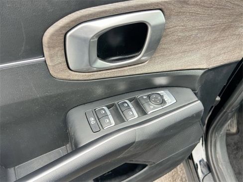 Used 2023 Kia Sorento S w/ Panoramic Sunroof Package image 24