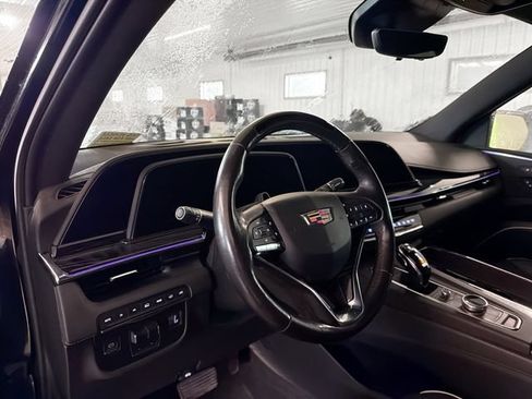 Used 2023 Cadillac Escalade Sport w/ Touring Package AWD/4WD image 8