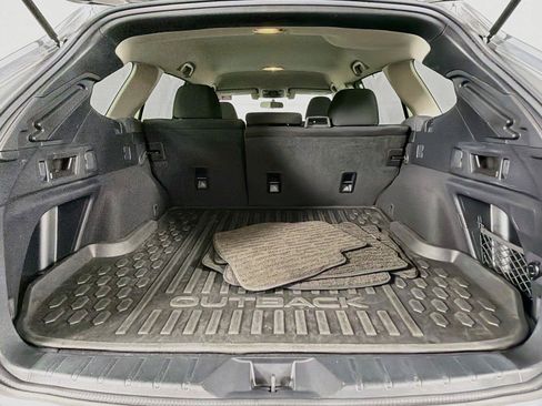 Used 2020 Subaru Outback Premium AWD/4WD image 14
